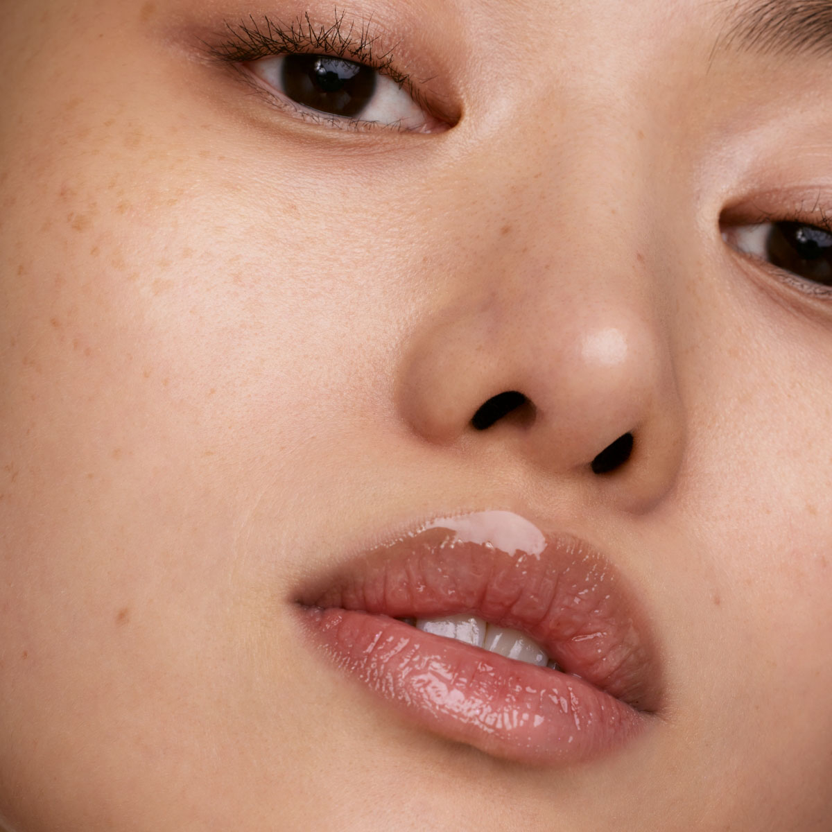 FENTY TREATZ LIP OIL HIDRATANTE (ACEITE HIDRATANTE PARA LABIOS)